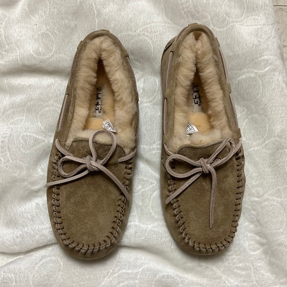 UGG Dakota in tabaco - Picture 2 of 4